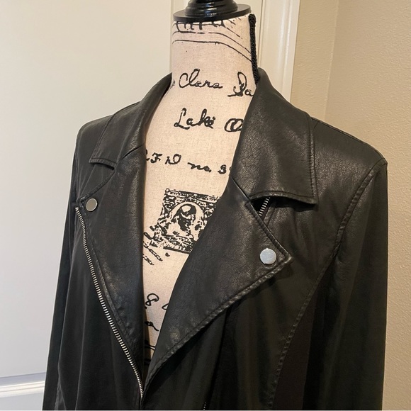 Bonita faux leather jacket - Picture 2 of 8